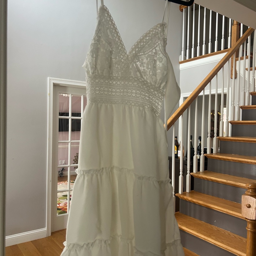 Elegant White Lace Dress